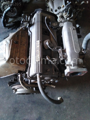 Toyota 2000 motor