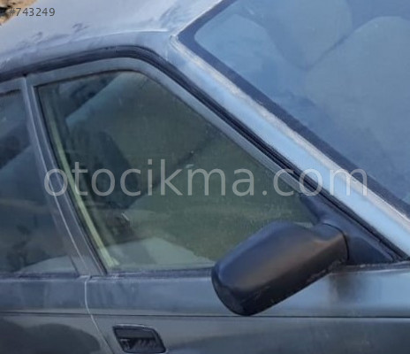 1992 MODEL ÇIKMA TOYOTA COROLLA SAĞ ÖN KAPI CAMI.