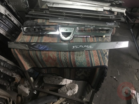 ESCALADE PANJUR CADİLLAC ORJİNAL ÇIKMA PARÇA