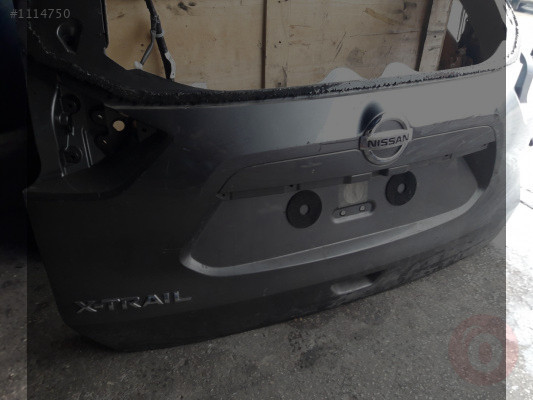Nissan x-traıl bagaj kapısı