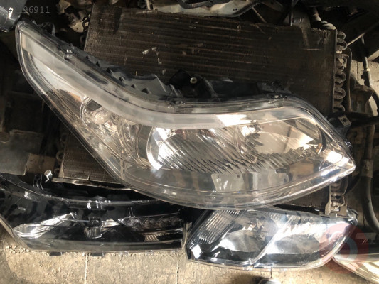 Citroen c4 sağ ön far