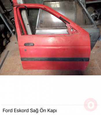 Ford Escort sağ ön kapı orjinal kırmızı