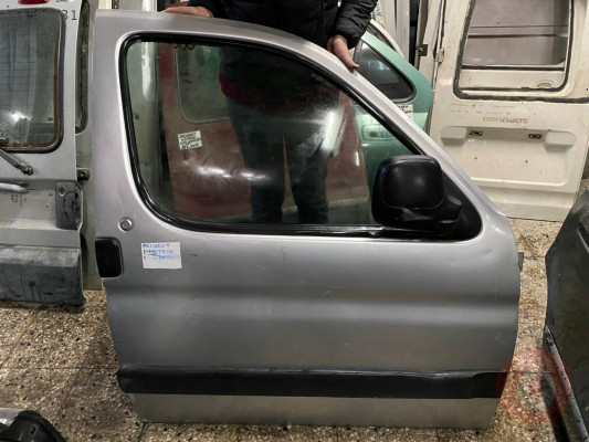 PEUGEOT PARTNER SAĞ ÖN KAPI KİLİDİ 1998-2004 MODEL