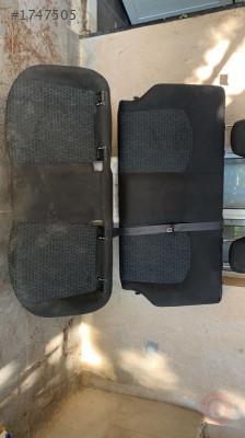 Corsa arka koltuk çıkma