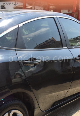 2018 HONDA CIVIC SAĞ ARKA KAPI ORİJİNAL.