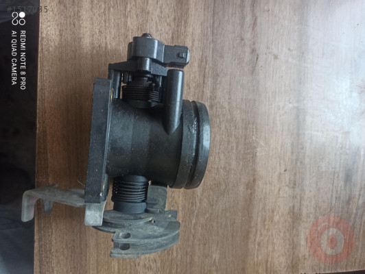 Rover 216 gaz kelebeği