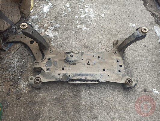 FORD FOCUS 3 MOTOR BEŞİĞİ TRAVERSİ