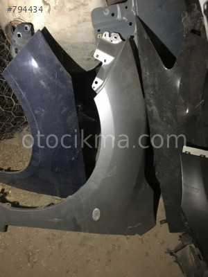 Mazda 3 çıkma sol ön çamurluk