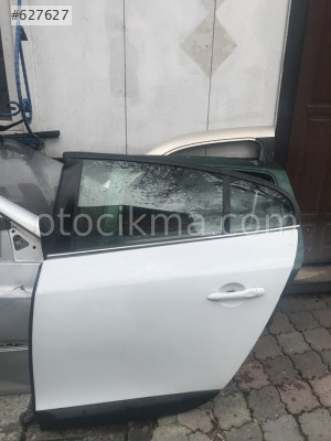 Renault Fluenc çıkma sol arka kapı dolu hatasız