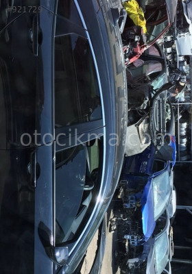 2018 HONDA CİVİC ORİJİNAL SAĞ TAKIM KAPI CAMI.
