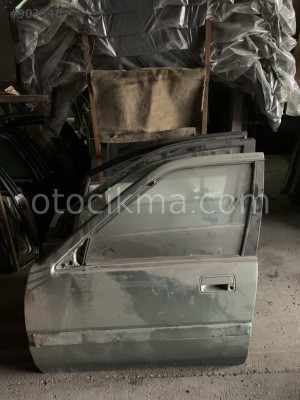 Honda accord sol ön kapı 1986