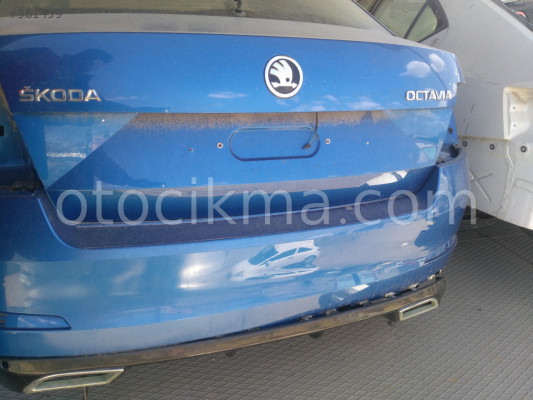 SKODA octavia BAGAJ kapağı