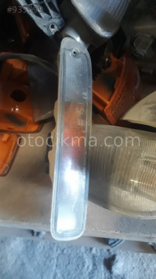 mazda lantis sis far çıkma
