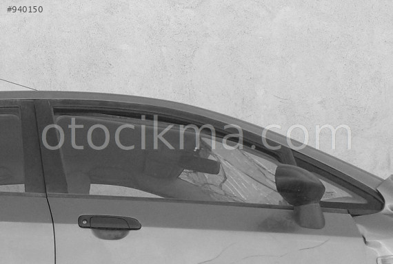 SAĞ ÖN KAPI CAMI ORJİNAL 2006 HONDA city .