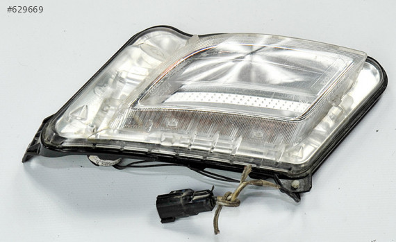 2013 VOLVO S60 ÇIKMA SAĞ FAR.