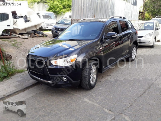 mitsubishi ASX ön tamponn dolu 2011