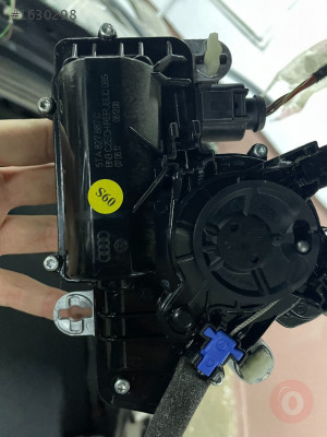 AUDİ Q2 BAGAJ VAKUM KİLİDİ 5TA827887C ORJİNAL ÇIKMA PARÇA - Vossan Otomotiv AUDİ Q2 BAGAJ VAKUM KİLİDİ 5TA827887C ORJİNAL ÇIKMA PARÇA - Audi 5TA827887C Orijinal Çıkma Yedek Parça Ankara
