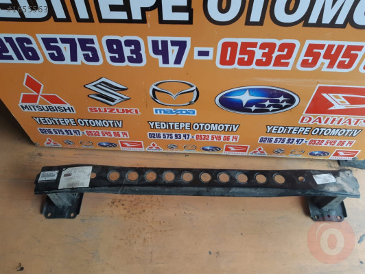 mazda c3-3 tampon demiri arka