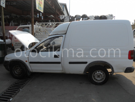 OPEL COMBO ÖN ÇAMURLUK ORJİNAL ÇIKMA