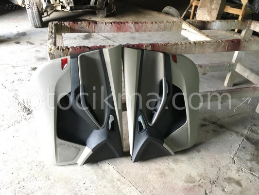 Ford focus 3 ve 3.5 kapı döşemesi