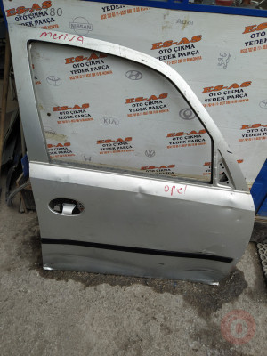 Opel Meriva sağ ön kapı