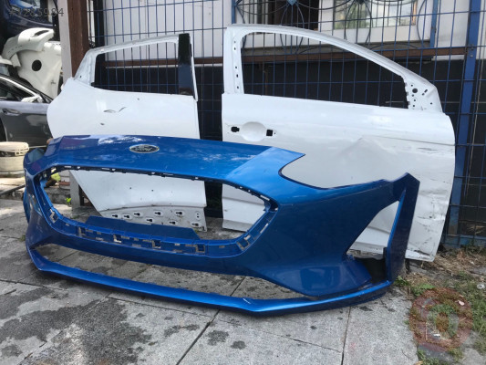 Ford Focus çıkma ön tanpon