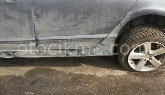 2011 HONDA CİVİC KOMPLE ÇIKMA SOL YAN PANEL.