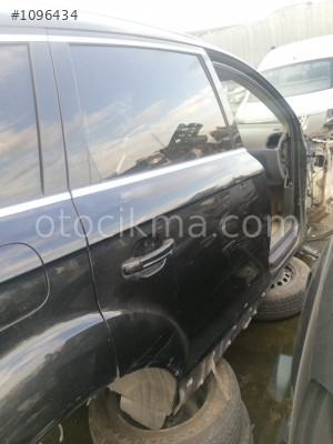Audi Q7 Sağ Arka Kapı Hatasız Orijinal Çıkma