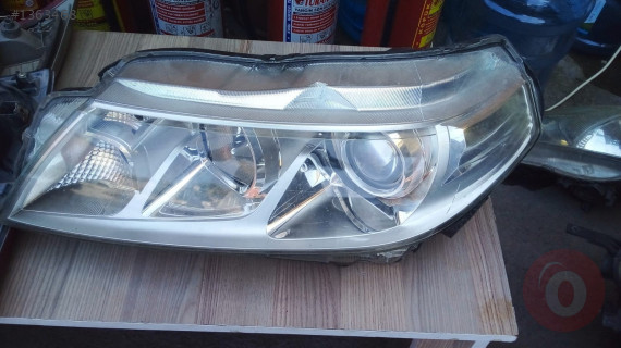 Suziki vitara sol far
