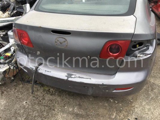 Mazda 3 arka tampon orjinal çıkma