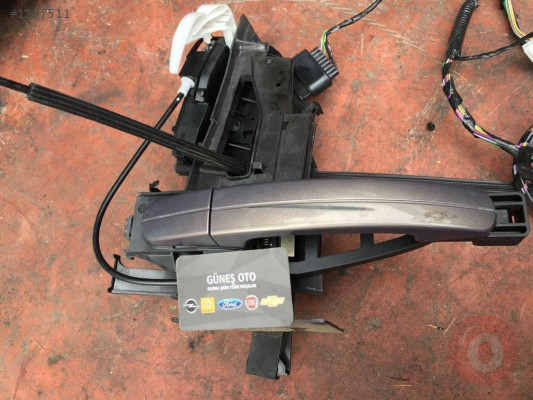 FORD C-MAX SOL ARKA DIŞ KAPI KOLU ÇIKMA ORJİNAL