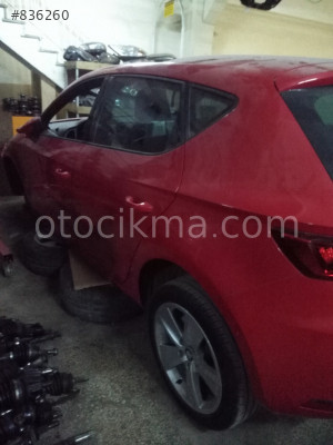 2015seat leon arka camurluk