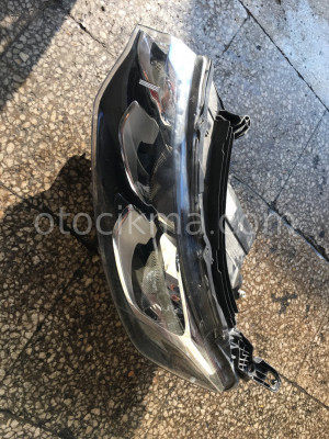 Citroen C-elysse sol far