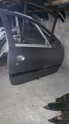 Peugeot 206 Sağ Ön Tek Kapı