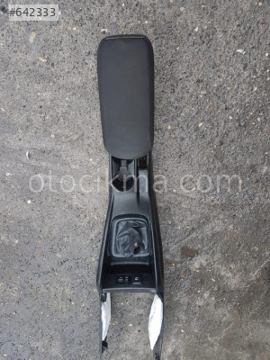 Fiat Egea 1.3 Orta konsol hatasız orjinal çıkma