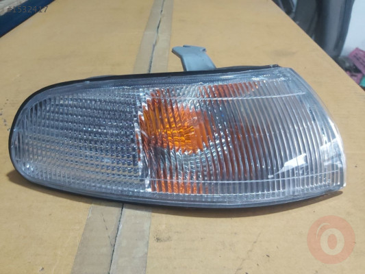 MAZDA 626 1992 - 1997 SAĞ SİNYAL LAMBASI
