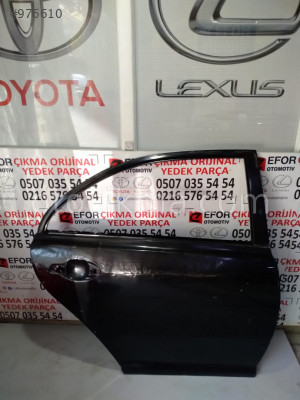 TOYOTA AVENSİS 2002-2007 SAĞ ARKA KAPI
