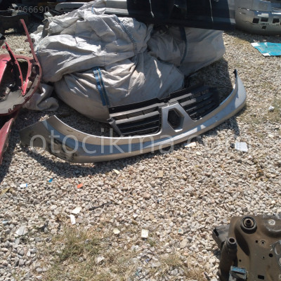 Renault trafik çıkma ön panjur