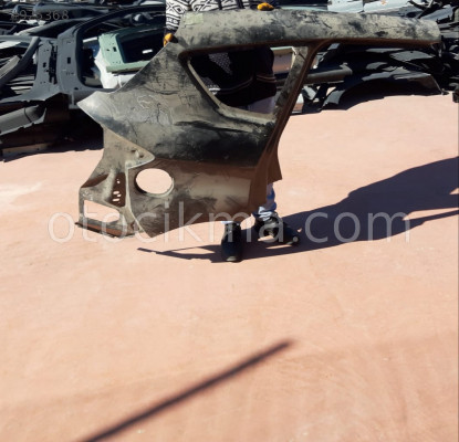 Ford C-max Sağ Arka Çamurluk