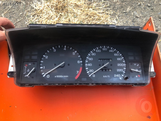 Rover 820 saat