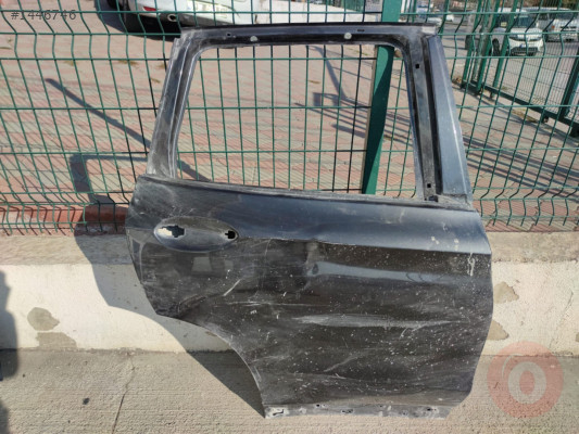 BMW X3 Sağ Arka Kapı