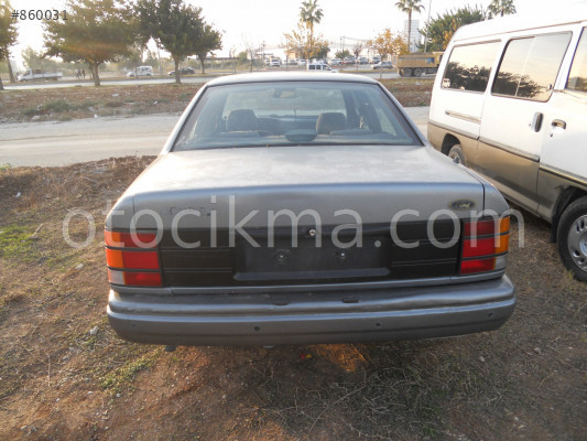 FORD SCORPİO SOL ARKA KAPI ORJİNAL ÇIKMA