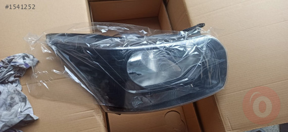 CUSTOM SAĞ FAR SIFIR ORJİNAL FORD ORJİNAL PARÇA