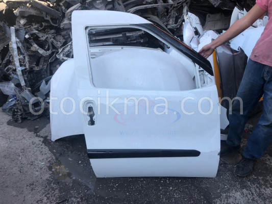 2014 Doblo sağ ön kapı