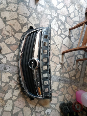 Opel Insignia ön panjur 2016 çıkma parça