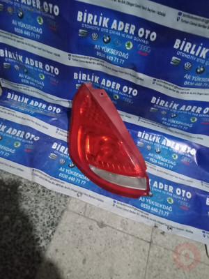 Ford fiyesta sol arka stop