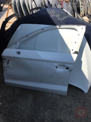 2015 2020 Sedan Audi A3 Sol Ön kapı