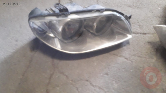 fiat punto çıkma sağ far