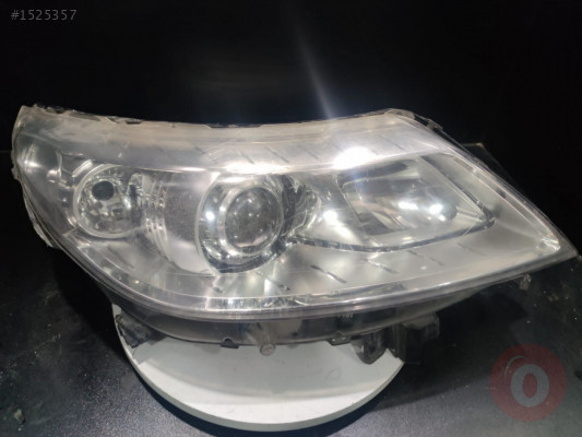 Renault Latitude Sağ Far