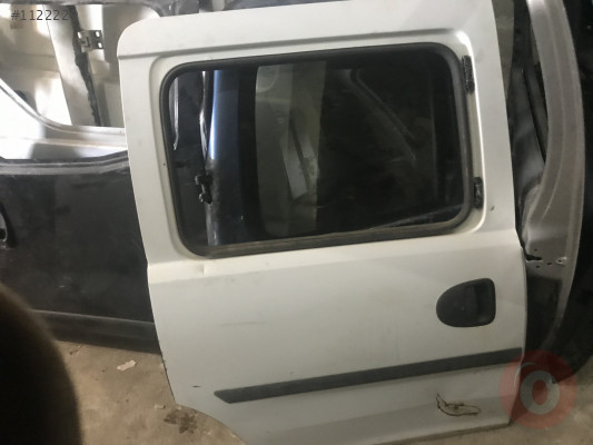 Opel Combo Sağ Arka Kapı Çıkma